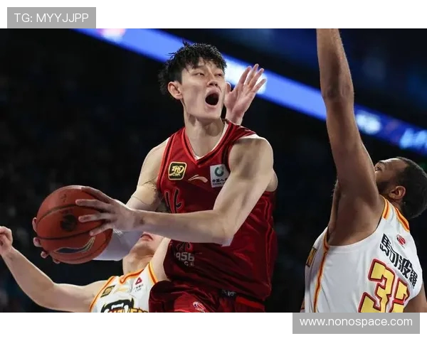 篮网签小曾为中国赛卖票后迅速裁员媒体人直言行为恶心 篮网签小曾为中国赛卖票后迅速裁员媒体人直言行为恶心